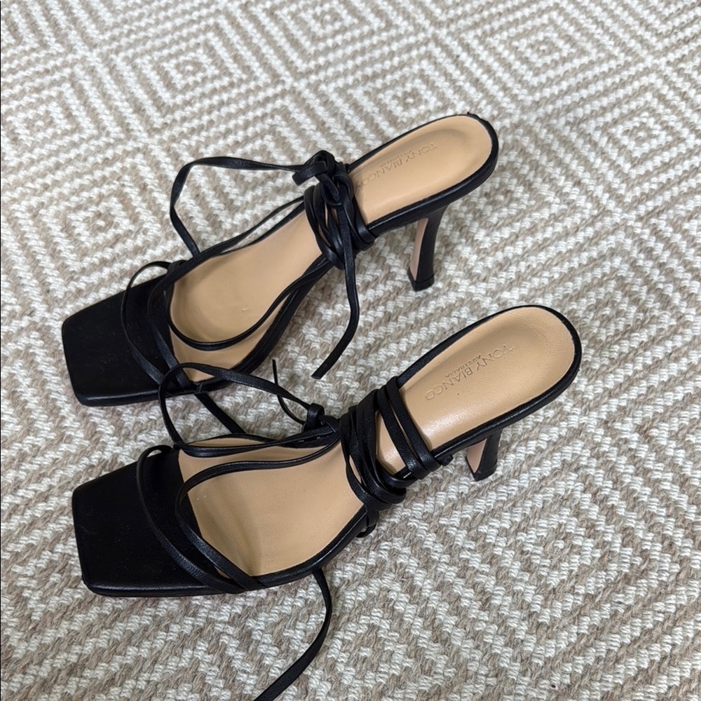 Tony Bianco Caden Heel in Black Sheep